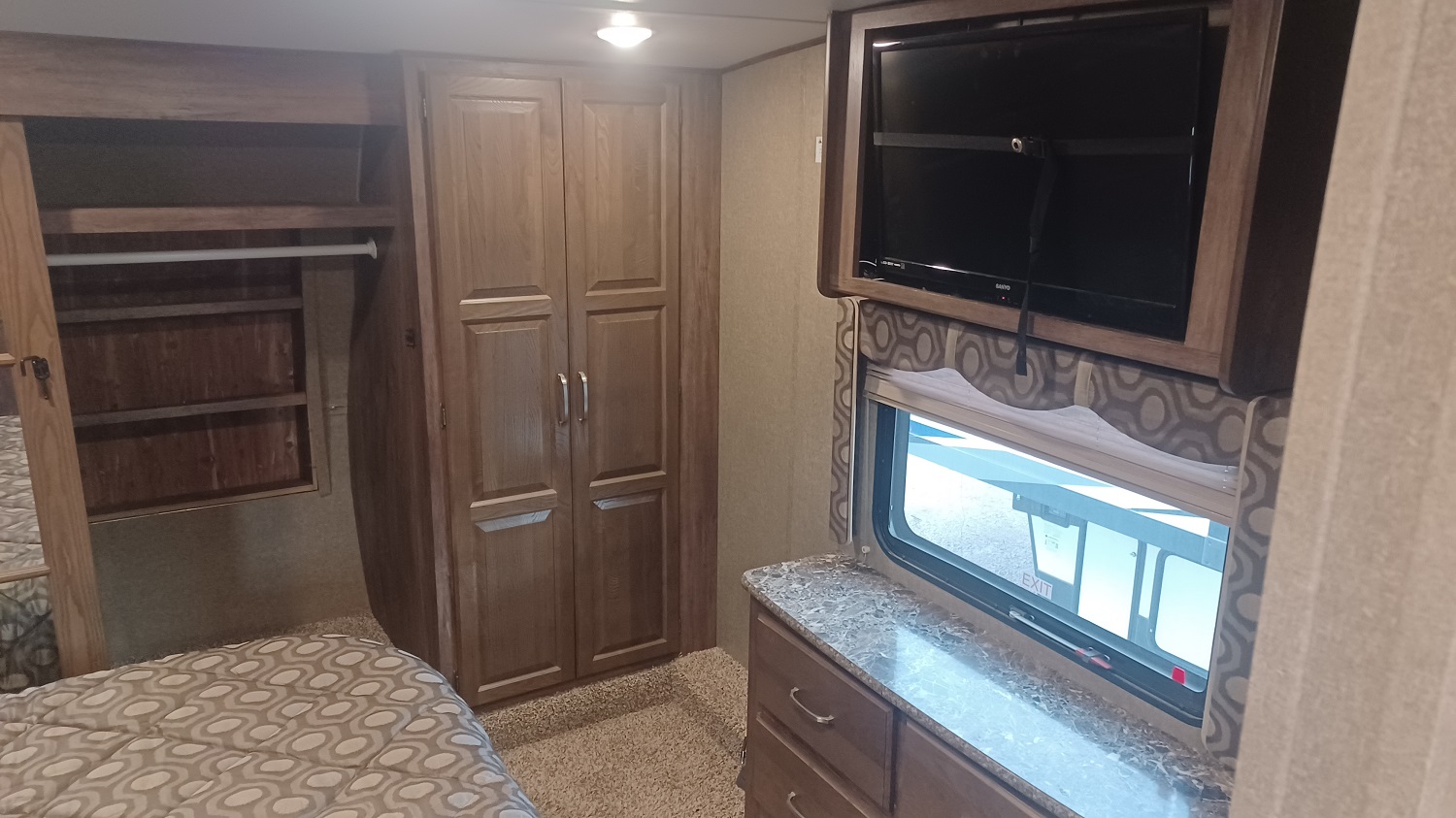 Avalanche 365MB bedroom