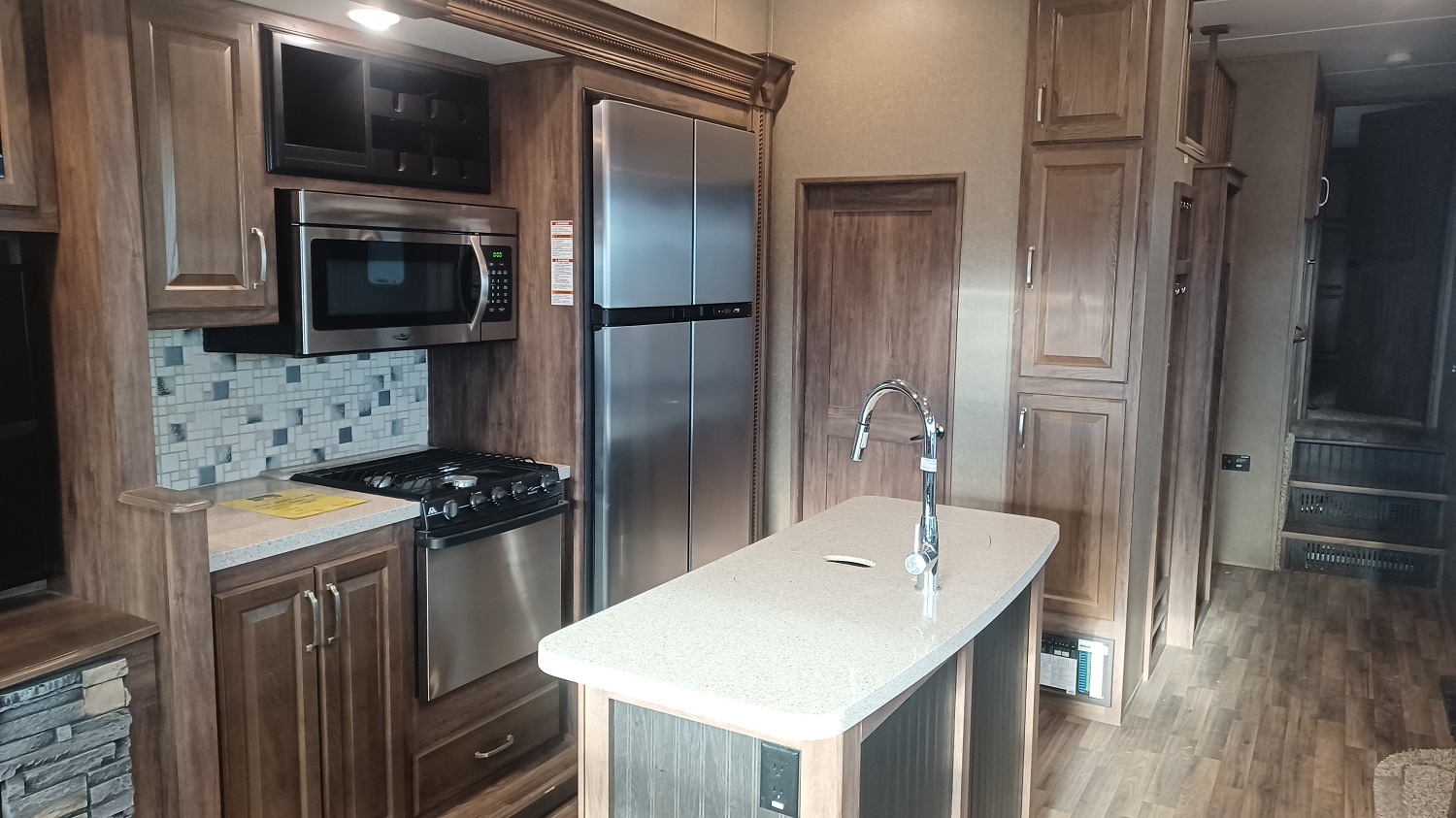 Avalanche 365MB kitchen