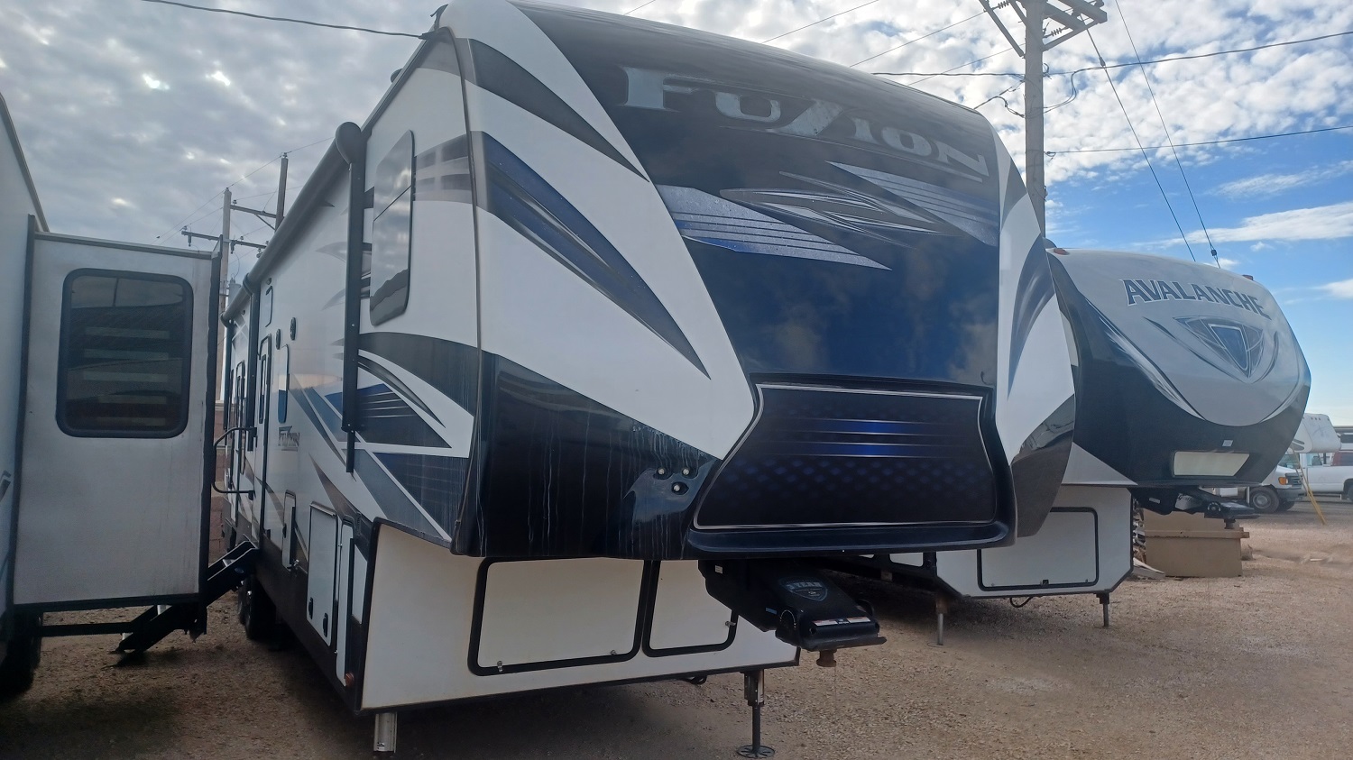 Fuzion 369 right front view